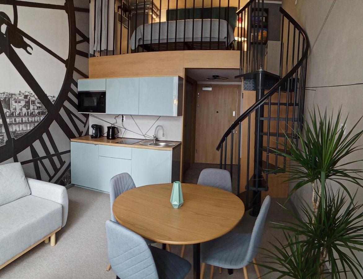 Wroclove Airport Loft Wrocław Eksteriør bilde
